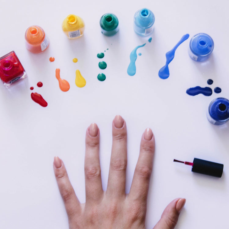 Maniküre & Pediküre