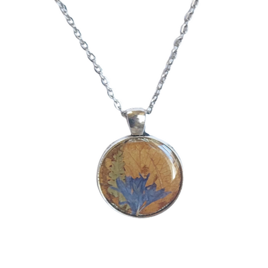 Natürlicher Blumenanhänger, handgefertigter Epoxidschmuck