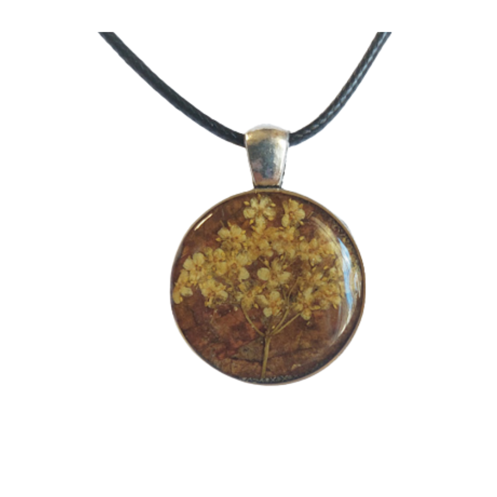 Natürlicher Blumenanhänger, handgefertigter Epoxidschmuck