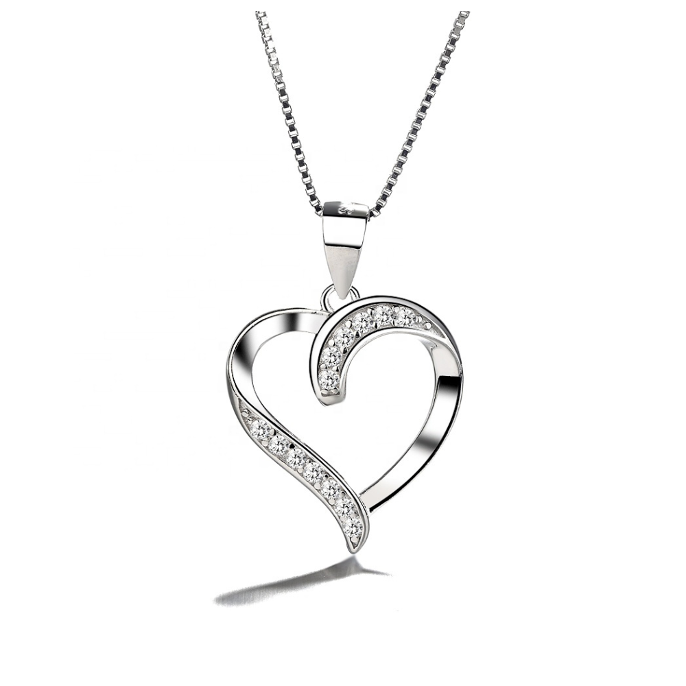 Wunderschöne Halskette ist aus hochwertigem 925er Silber gefertigt